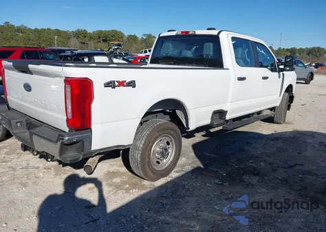 2024 Ford F-250 Xl z USA, uszkodzony, nr VIN 1FT7W2BA1REF94886